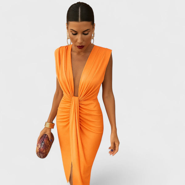 Júlia - Kleid mit tiefem Ausschnitt